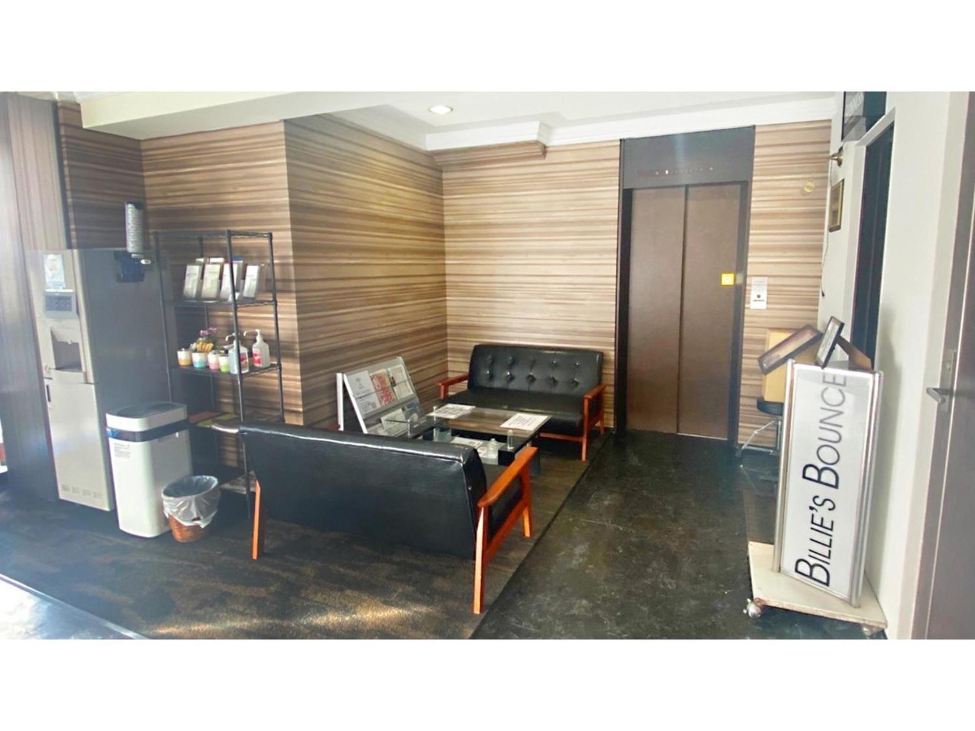 Takatsuki W&M Hotel - Vacation Stay 48546V エクステリア 写真